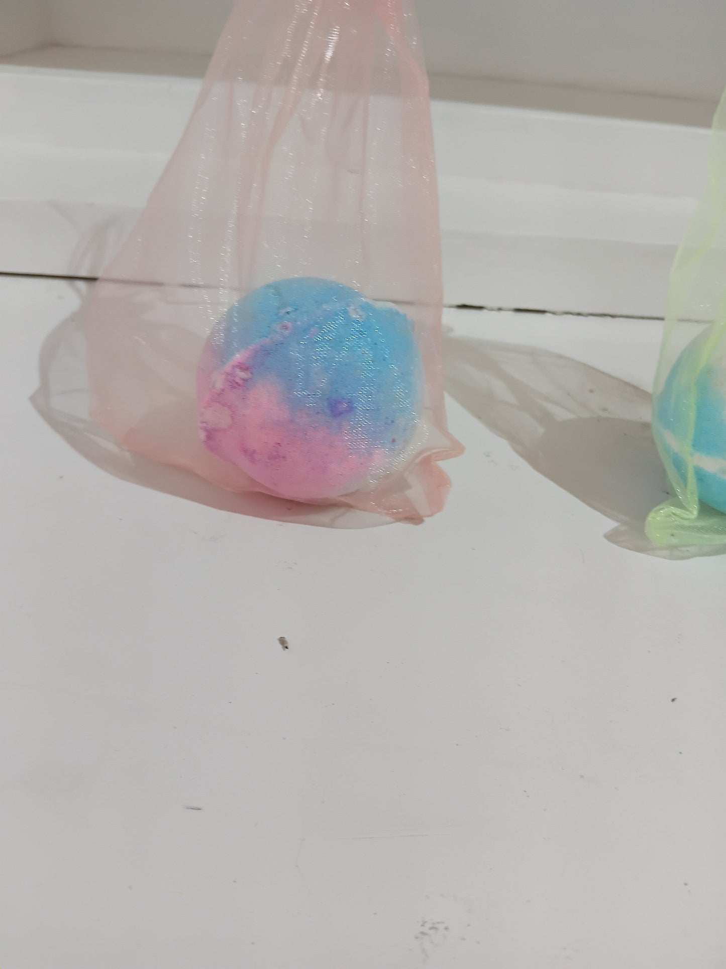 BATH BOMB