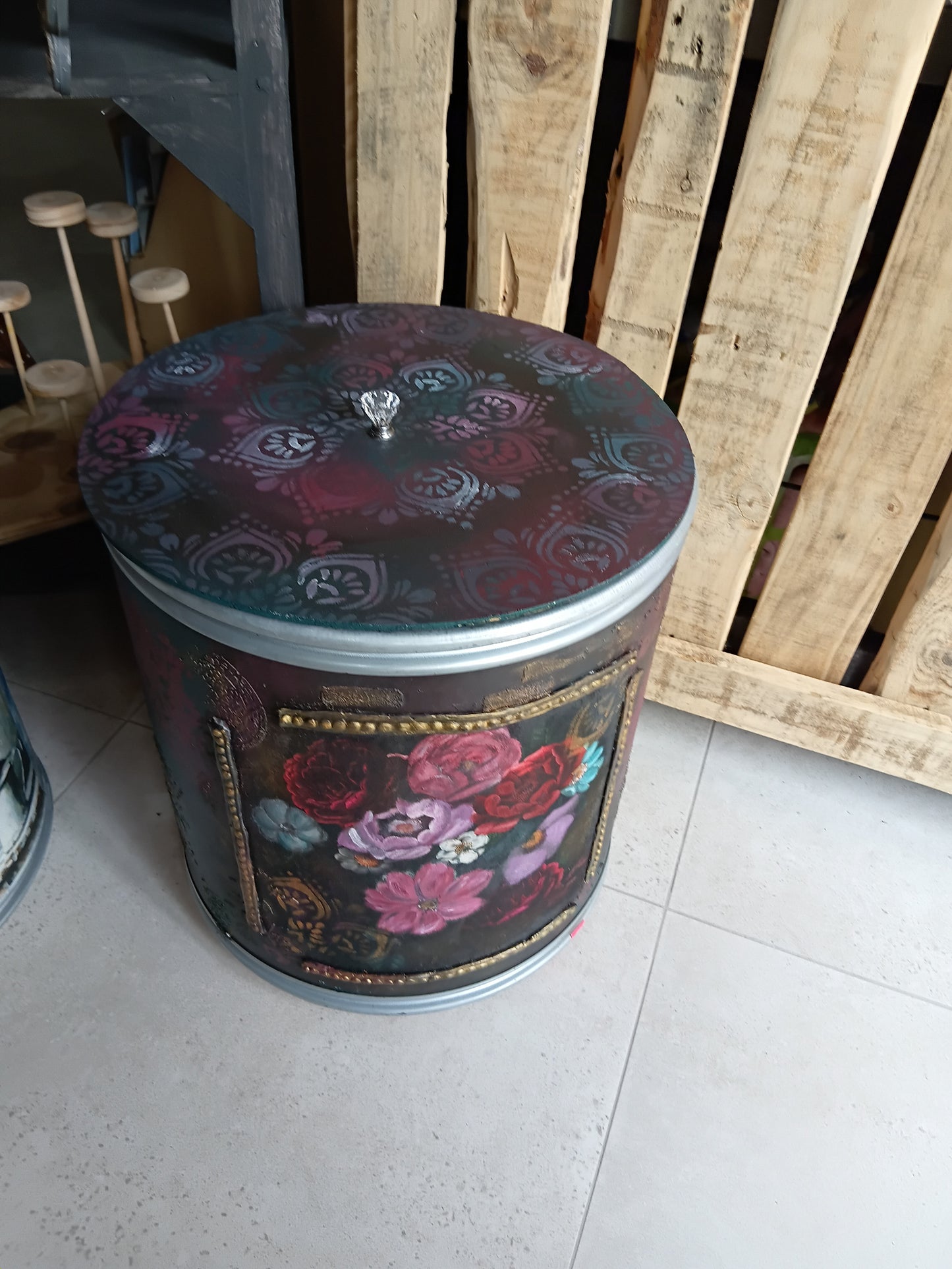 UPCYCLED BINS