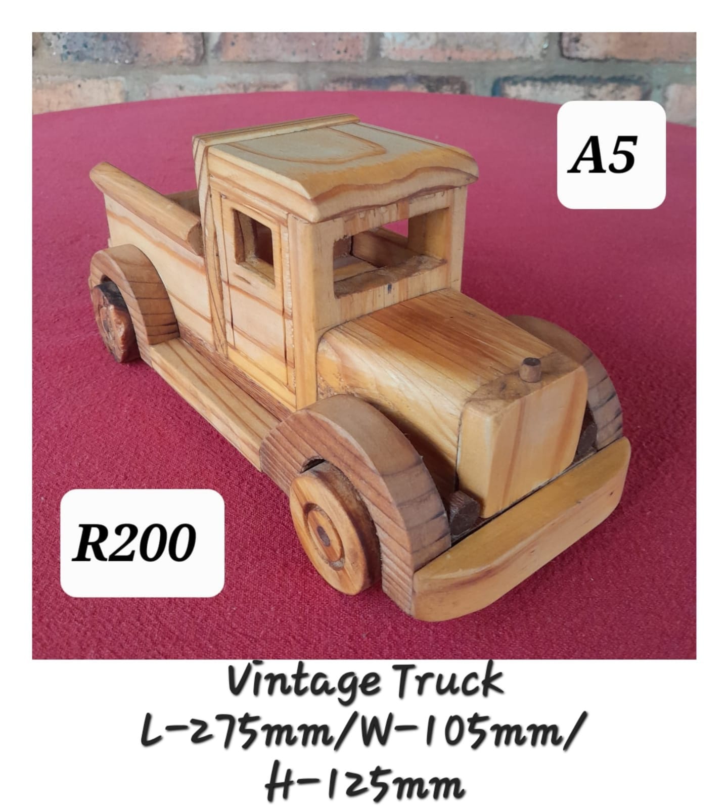 Wooden Vintage Truck (275x105x125mm)