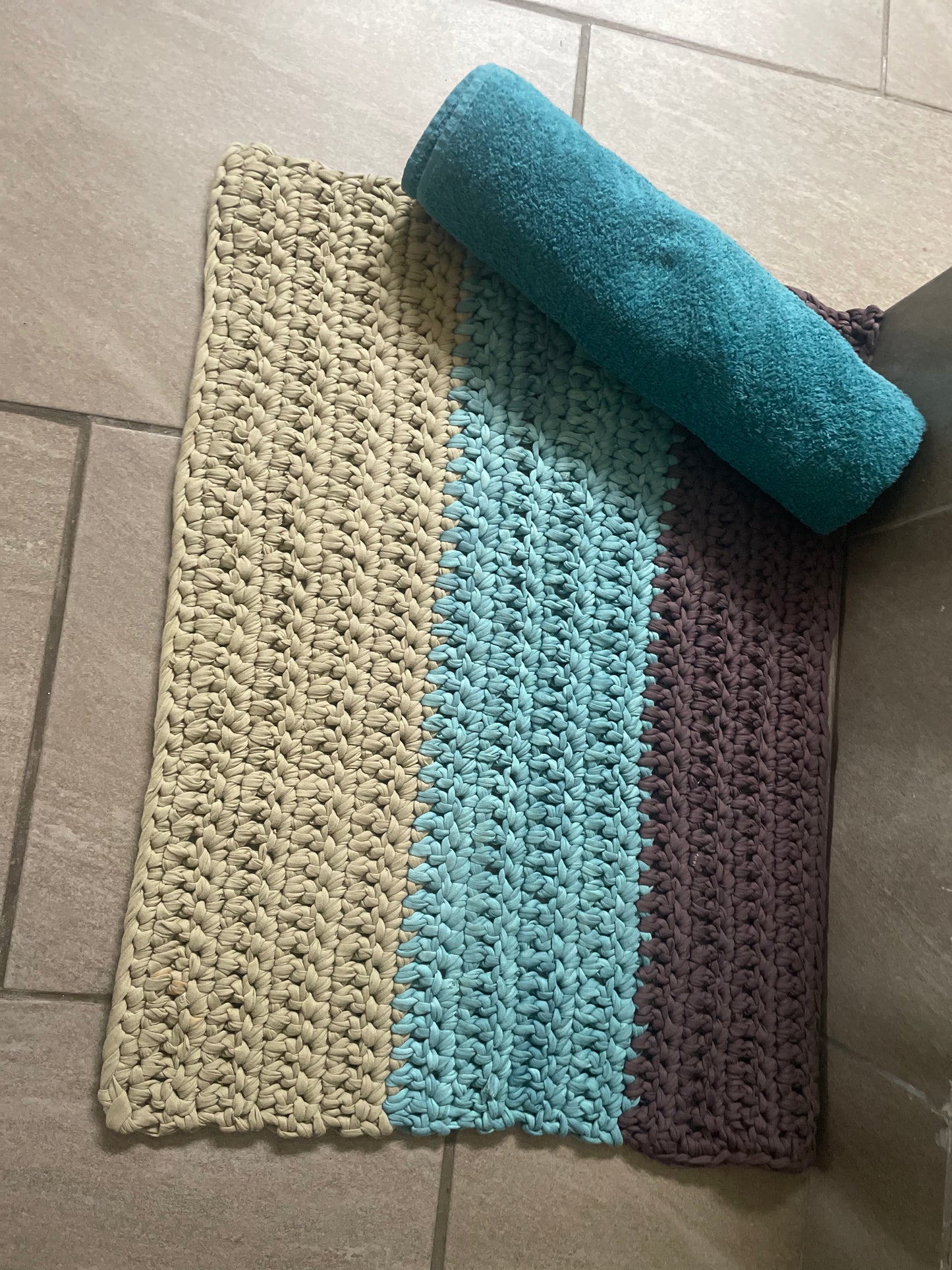 Bedside/bathroom T-shirt yarn (70x60cm)