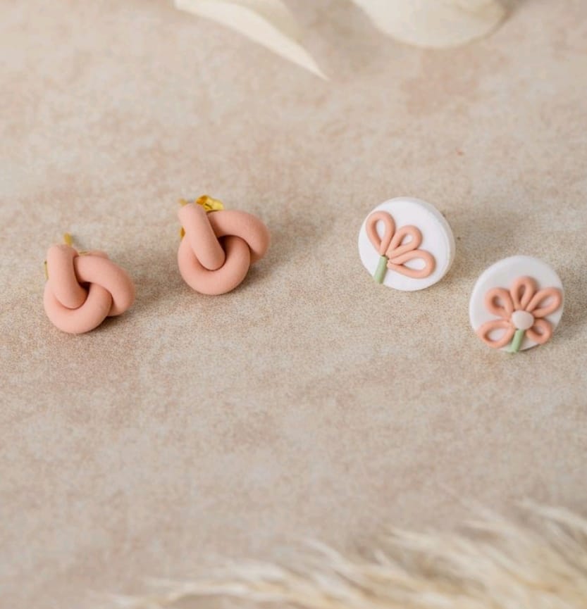 CLAY EAR RINGS 1