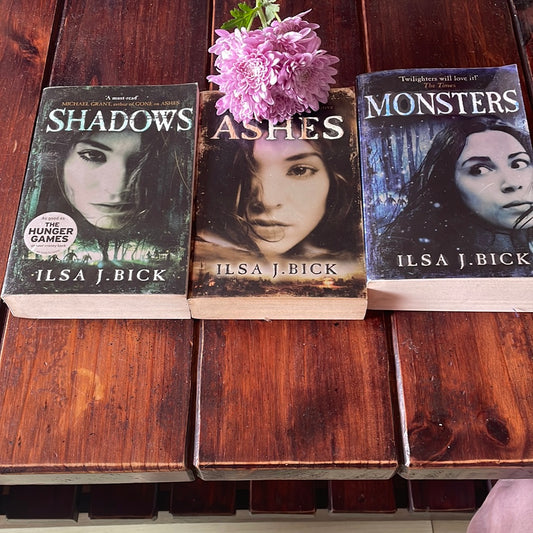 Ilsa J Bick - Shadows, Ashes and Monsters
