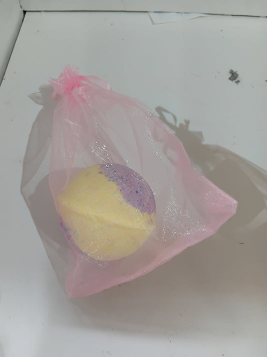 BATH BOMB