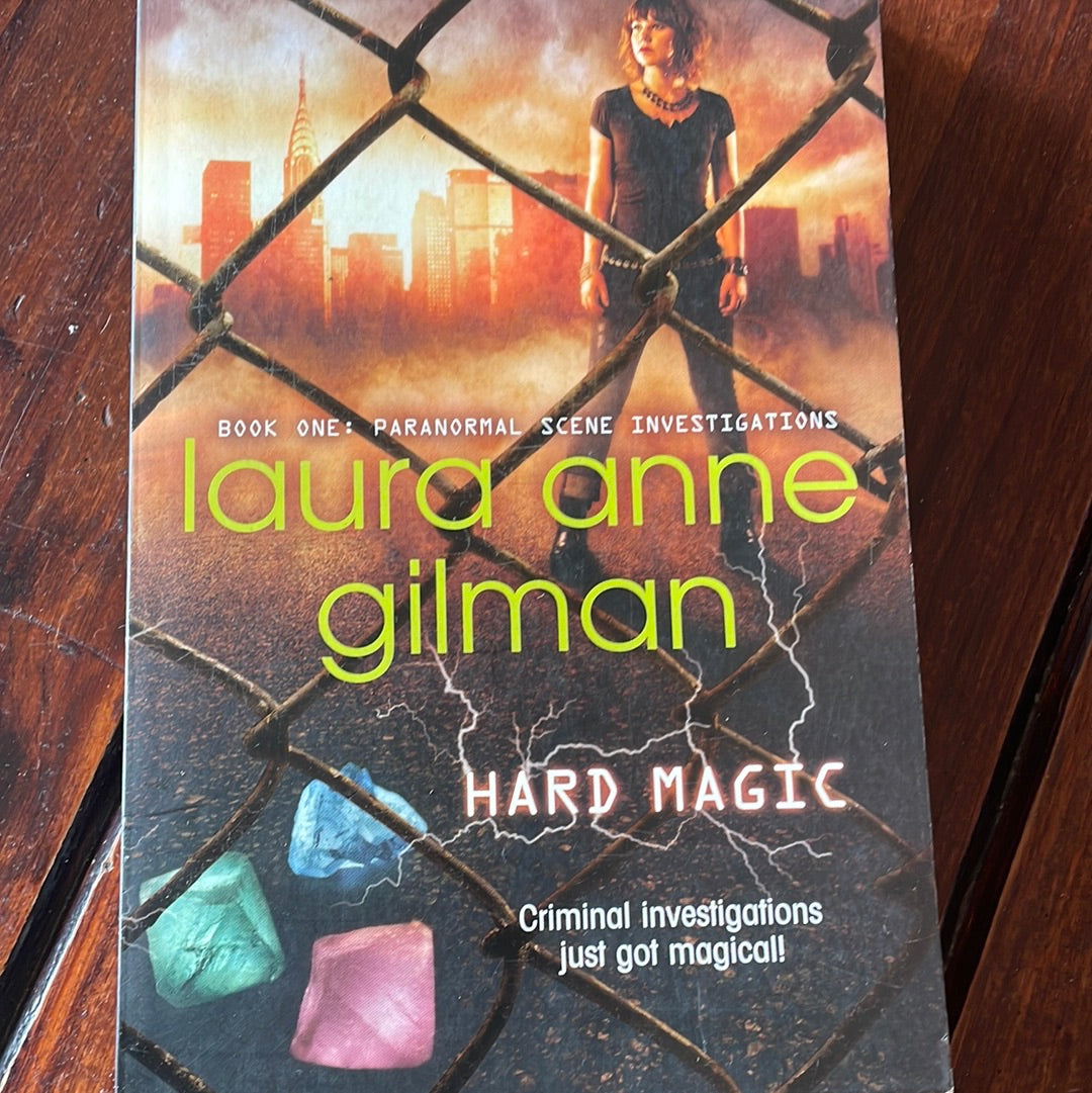 Laura Anne  Gilmore - Hard Magic