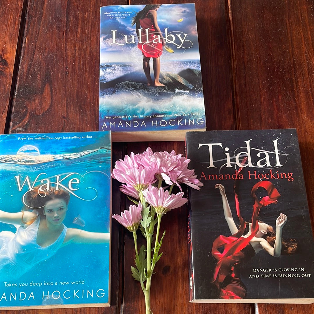 Amanda Hocking - Lullaby, Wake and Tidal