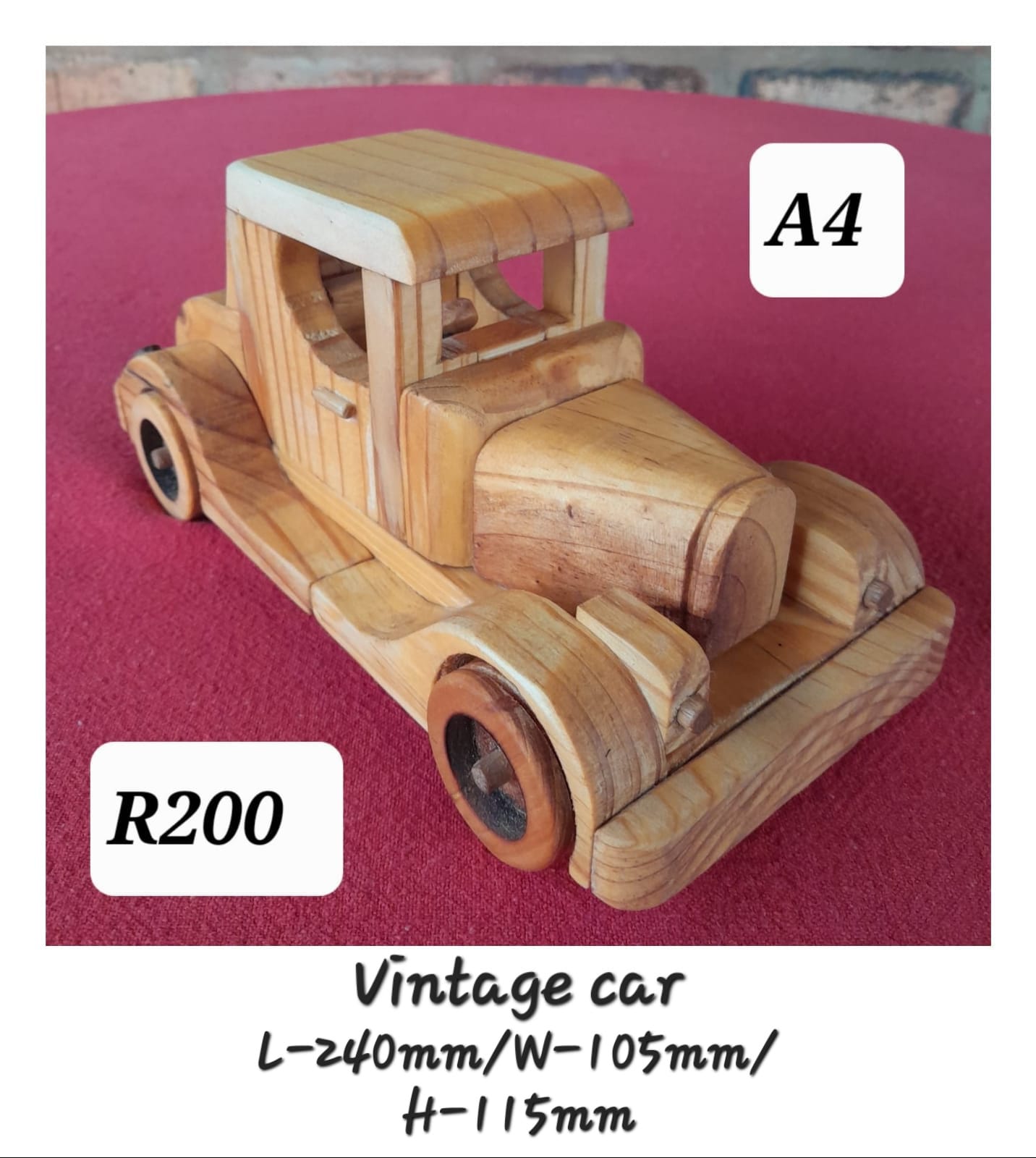 Wooden Vintage Car (240x105x115mm)