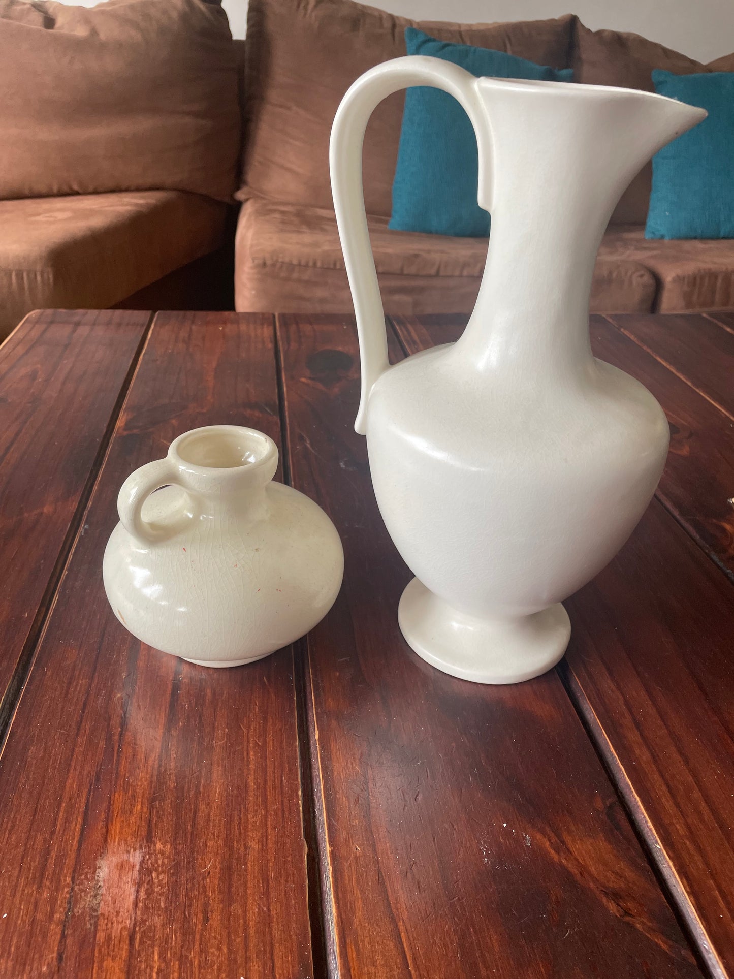Ceramic flower vases