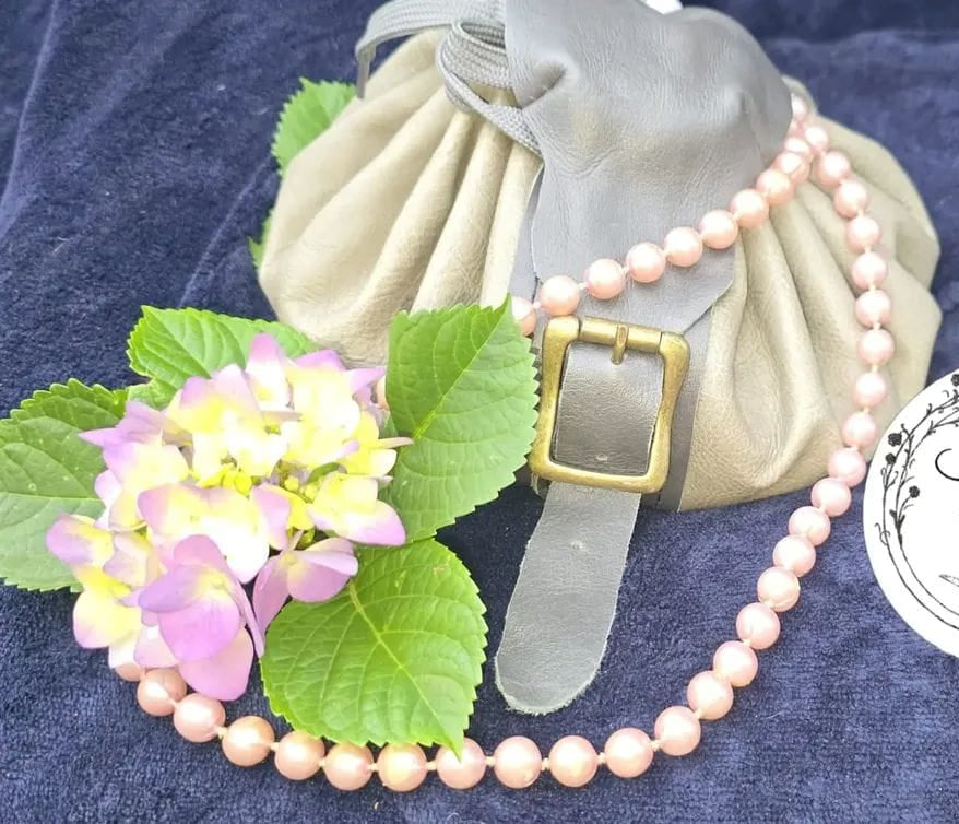 Leather drawstring, make-up/vanity bag