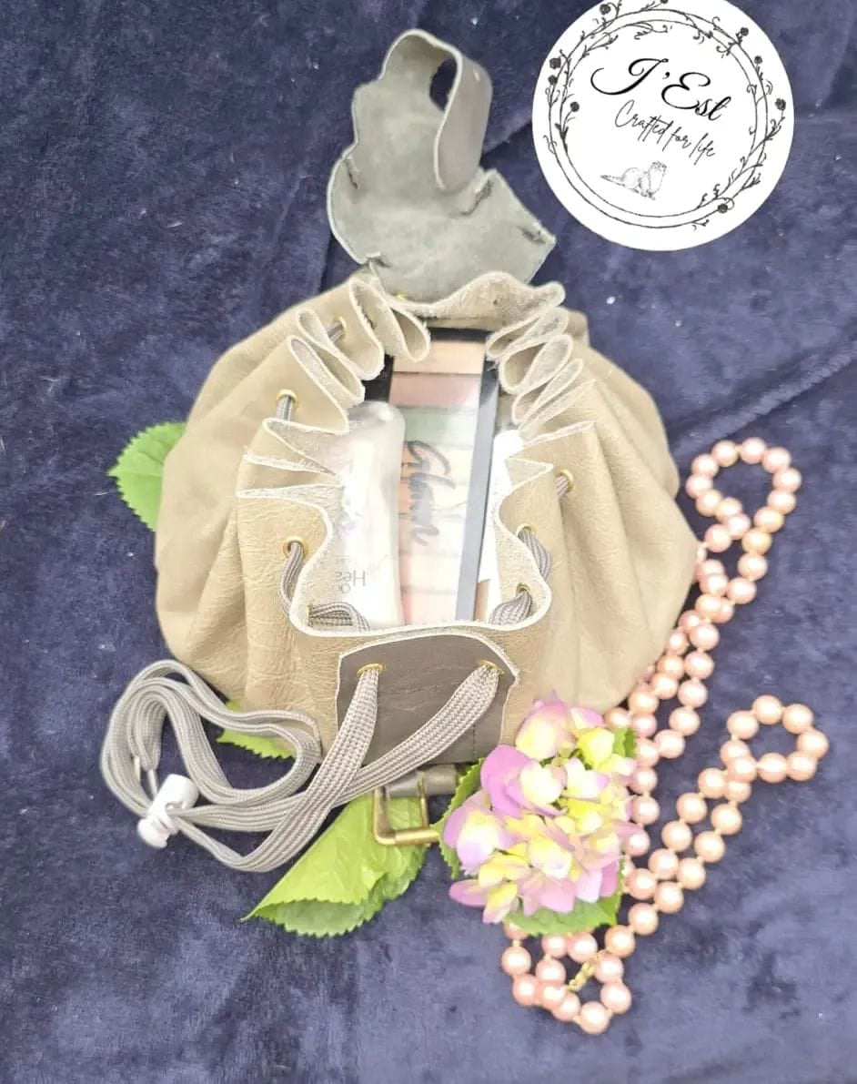 Leather drawstring, make-up/vanity bag