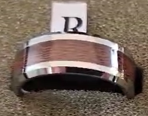 Tungsten men's ring.  Brown band (Size R)